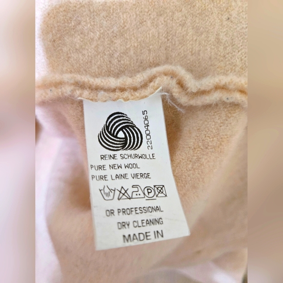 Geiger Pure wool coat. EUC - Picture 4 of 8